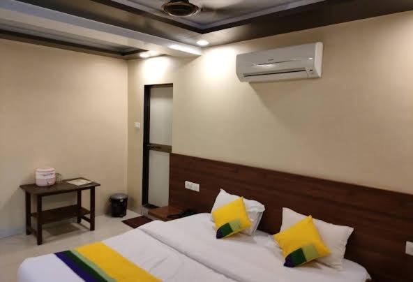 Hotel President House Matheran Exterior foto
